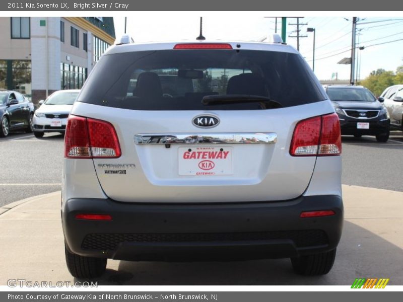 Bright Silver / Gray 2011 Kia Sorento LX