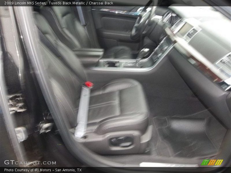 Tuxedo Black Metallic / Charcoal Black 2009 Lincoln MKS Sedan