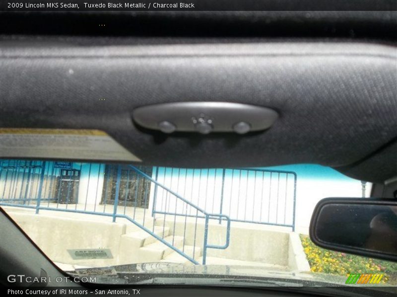 Tuxedo Black Metallic / Charcoal Black 2009 Lincoln MKS Sedan