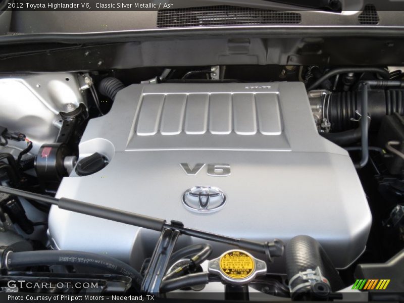 Classic Silver Metallic / Ash 2012 Toyota Highlander V6
