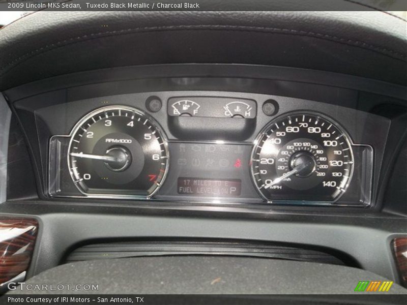 Tuxedo Black Metallic / Charcoal Black 2009 Lincoln MKS Sedan
