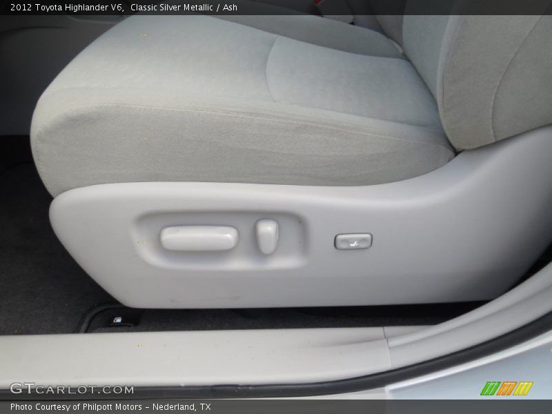 Classic Silver Metallic / Ash 2012 Toyota Highlander V6