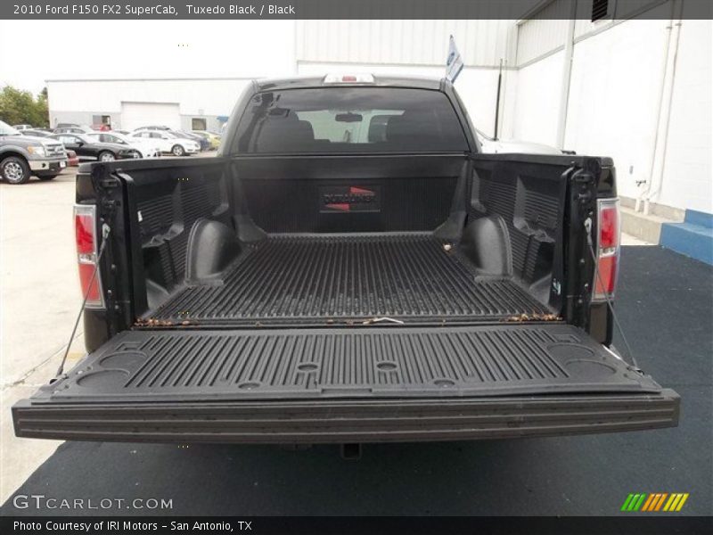 Tuxedo Black / Black 2010 Ford F150 FX2 SuperCab