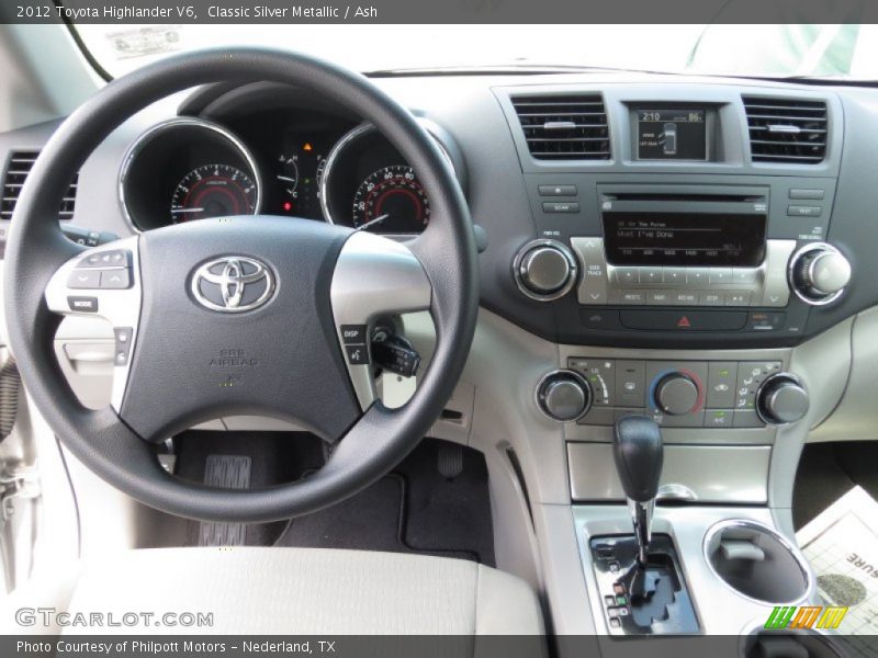 Classic Silver Metallic / Ash 2012 Toyota Highlander V6