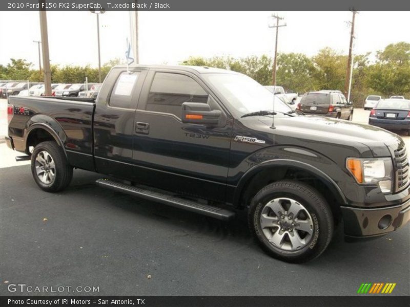 Tuxedo Black / Black 2010 Ford F150 FX2 SuperCab