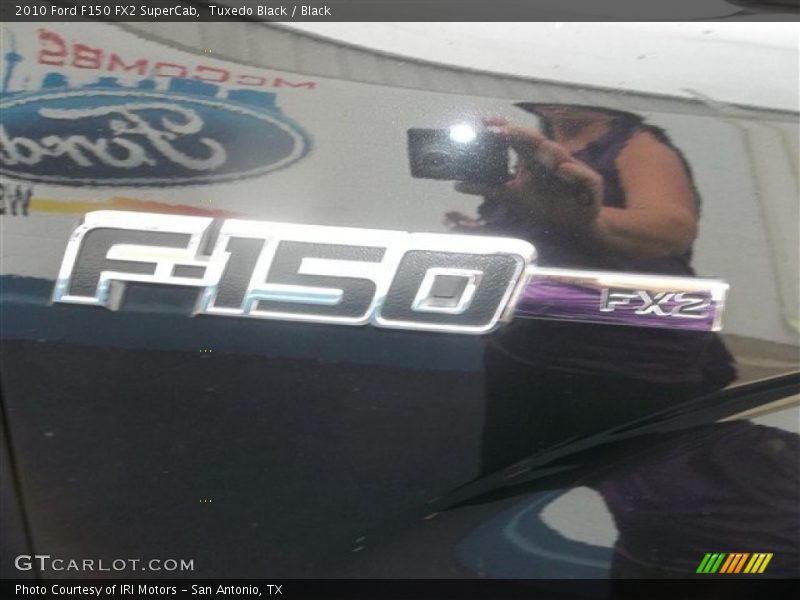 Tuxedo Black / Black 2010 Ford F150 FX2 SuperCab
