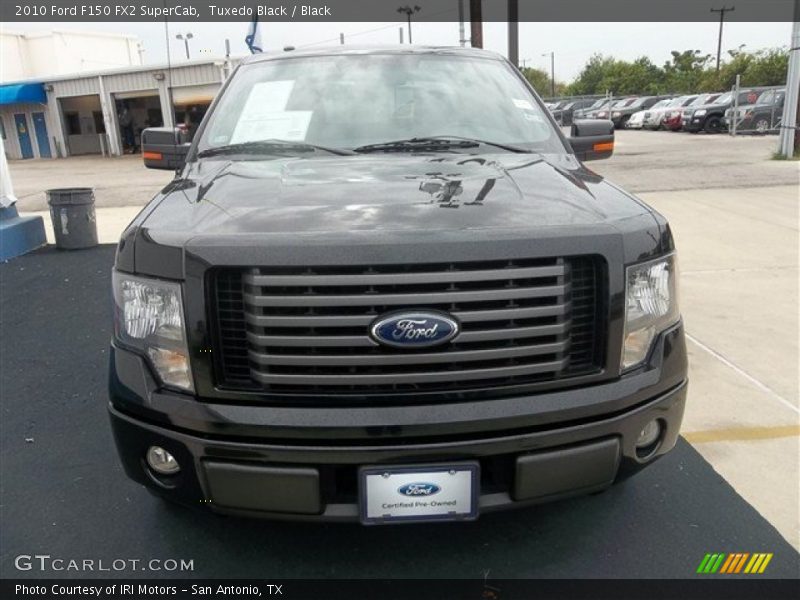 Tuxedo Black / Black 2010 Ford F150 FX2 SuperCab