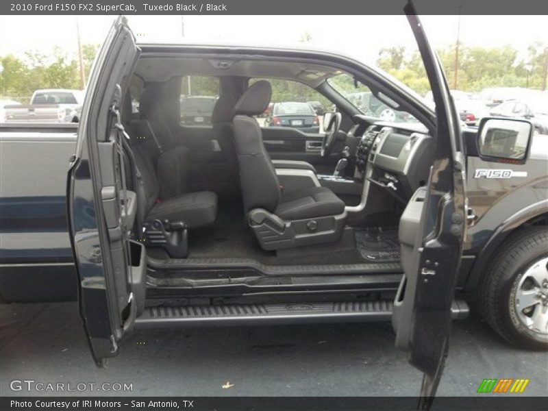 Tuxedo Black / Black 2010 Ford F150 FX2 SuperCab