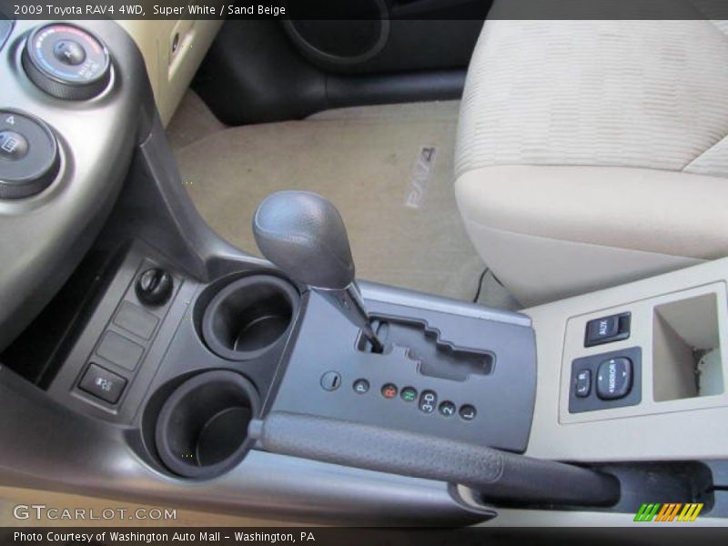 Super White / Sand Beige 2009 Toyota RAV4 4WD