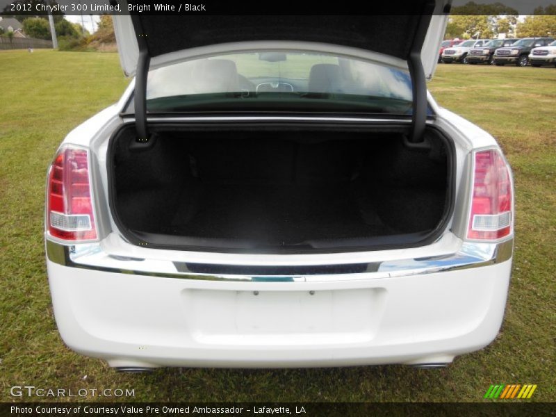 Bright White / Black 2012 Chrysler 300 Limited