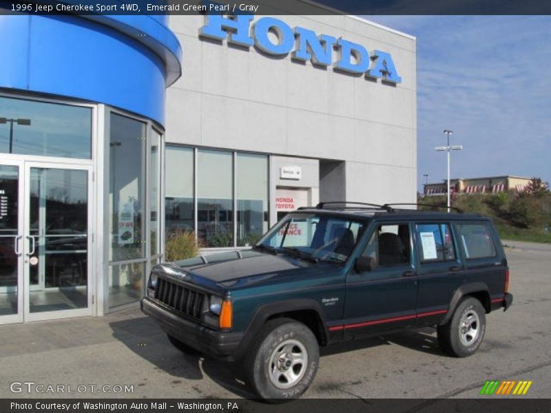 Emerald Green Pearl / Gray 1996 Jeep Cherokee Sport 4WD