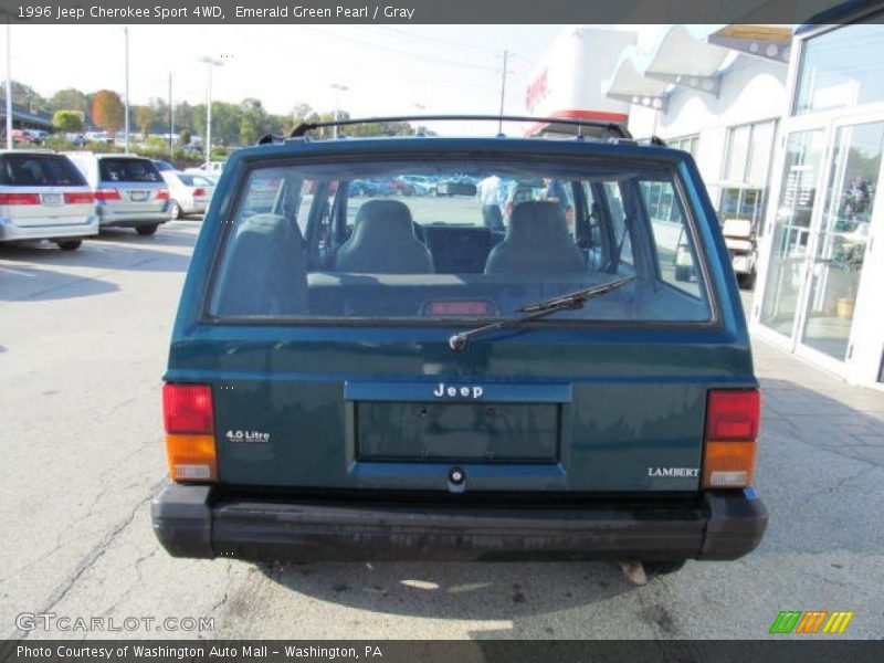 Emerald Green Pearl / Gray 1996 Jeep Cherokee Sport 4WD