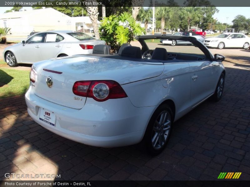 Candy White / Titan Black 2009 Volkswagen Eos Lux