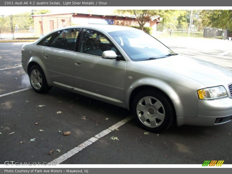 Light Silver Metallic / Onyx 2001 Audi A6 4.2 quattro Sedan