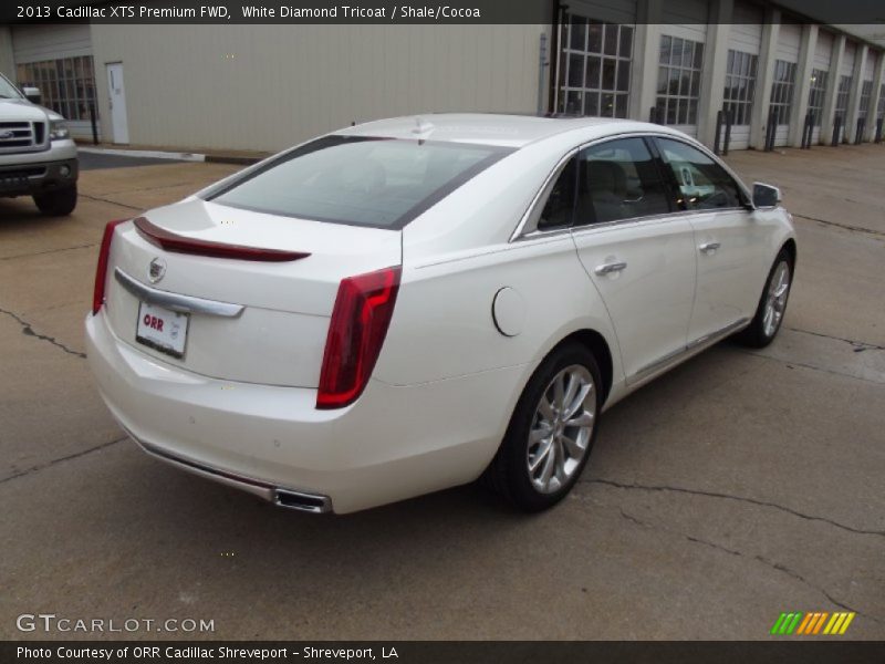 White Diamond Tricoat / Shale/Cocoa 2013 Cadillac XTS Premium FWD