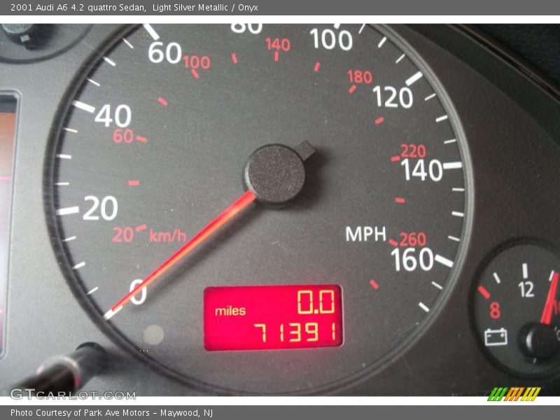Light Silver Metallic / Onyx 2001 Audi A6 4.2 quattro Sedan