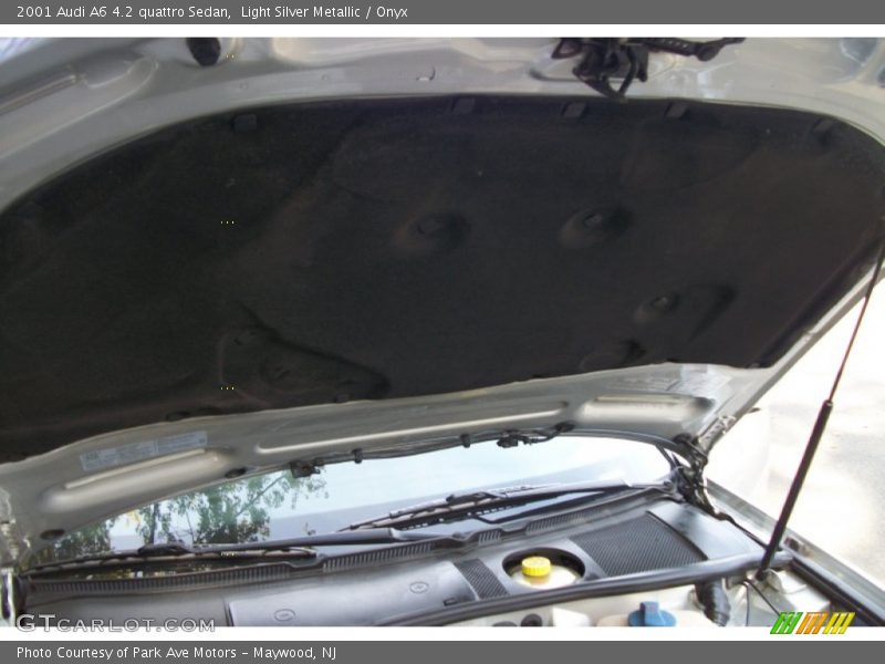 Light Silver Metallic / Onyx 2001 Audi A6 4.2 quattro Sedan