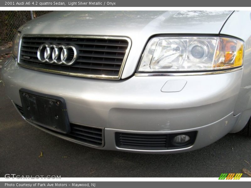 Light Silver Metallic / Onyx 2001 Audi A6 4.2 quattro Sedan