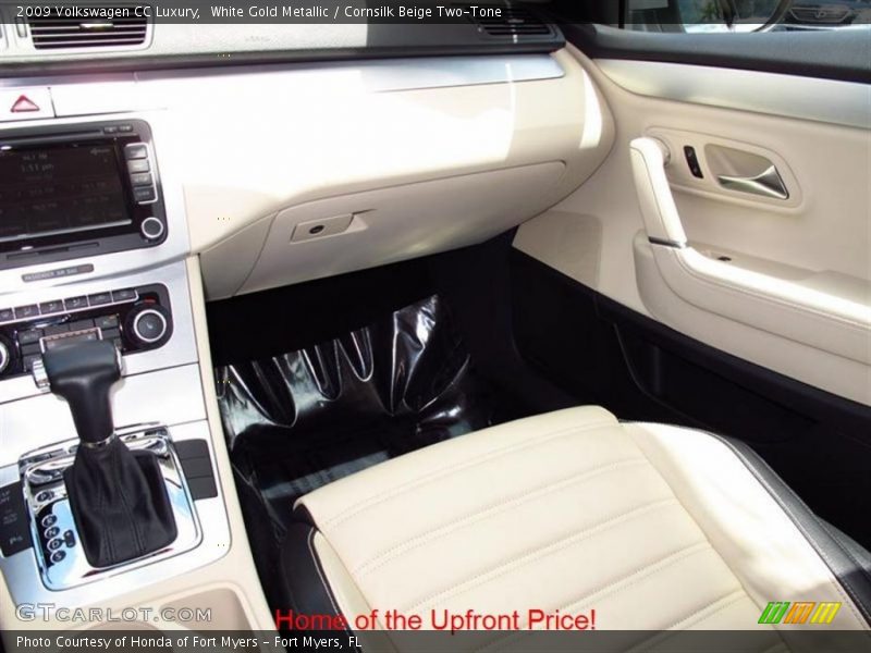 White Gold Metallic / Cornsilk Beige Two-Tone 2009 Volkswagen CC Luxury