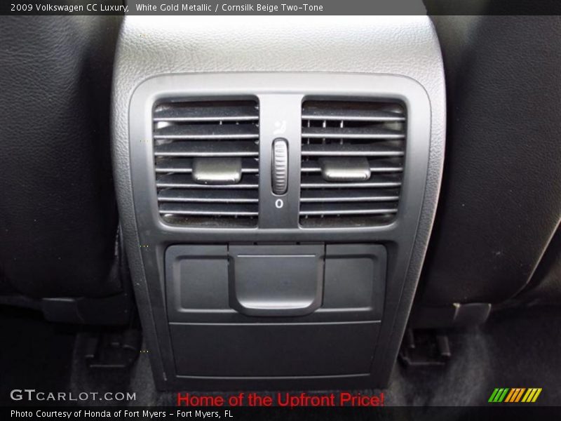 White Gold Metallic / Cornsilk Beige Two-Tone 2009 Volkswagen CC Luxury