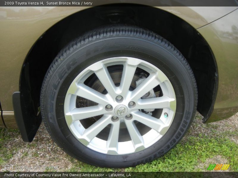 Sunset Bronze Mica / Ivory 2009 Toyota Venza I4