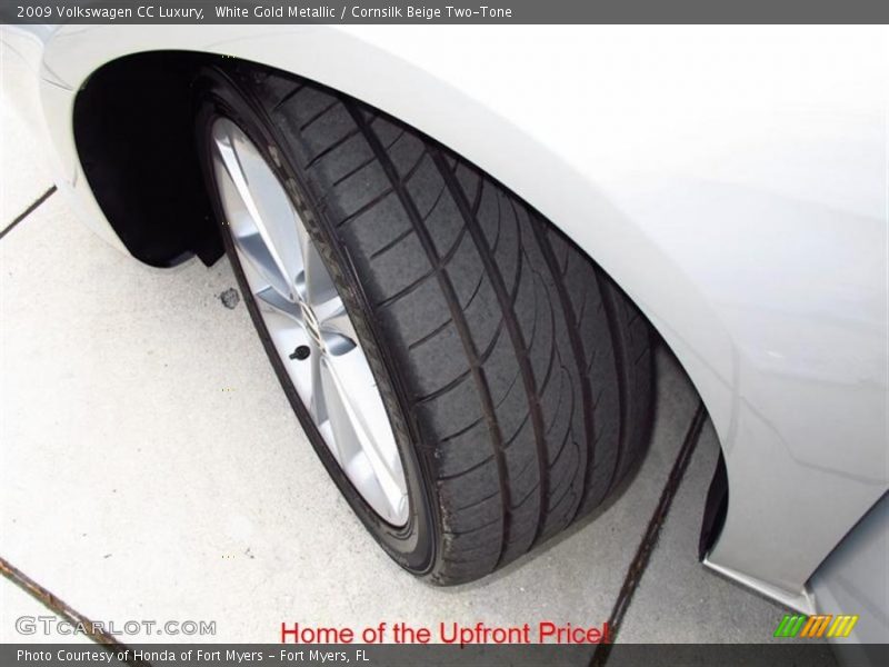 White Gold Metallic / Cornsilk Beige Two-Tone 2009 Volkswagen CC Luxury