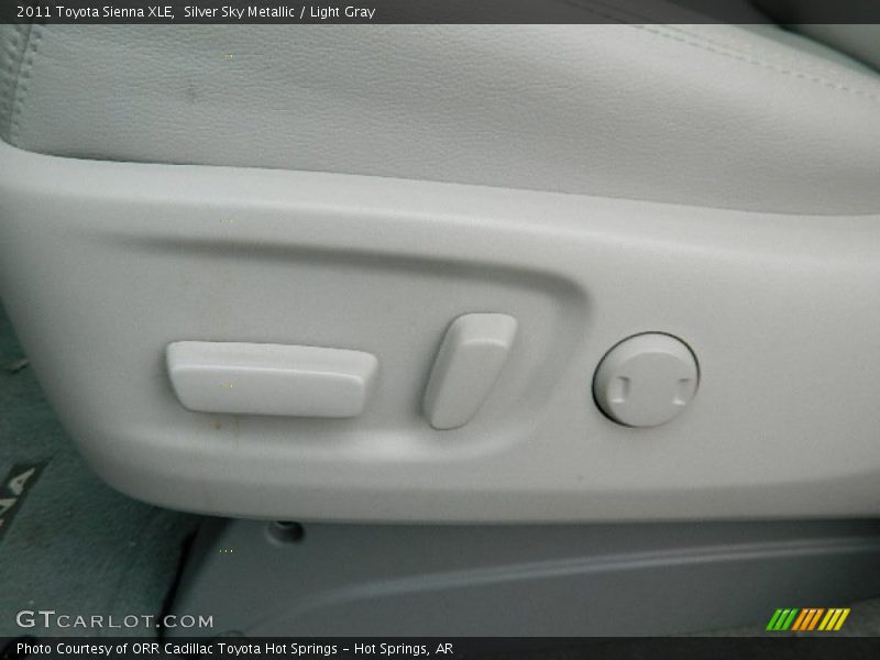 Silver Sky Metallic / Light Gray 2011 Toyota Sienna XLE
