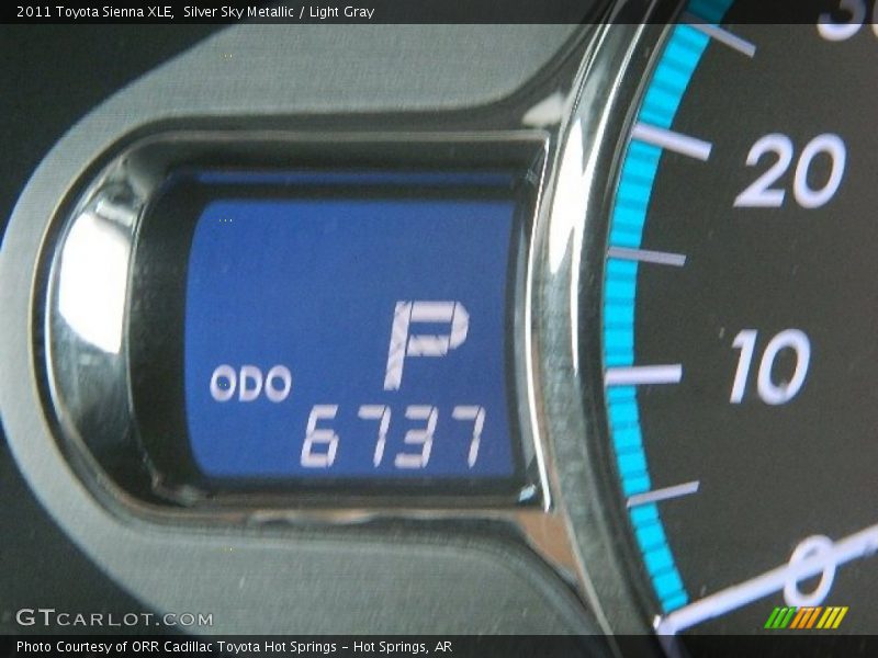 Silver Sky Metallic / Light Gray 2011 Toyota Sienna XLE