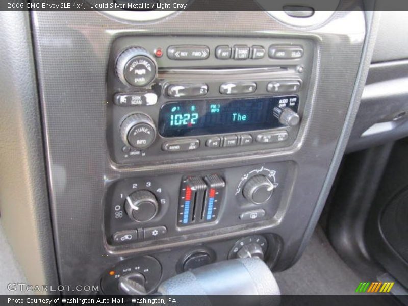 Liquid Silver Metallic / Light Gray 2006 GMC Envoy SLE 4x4