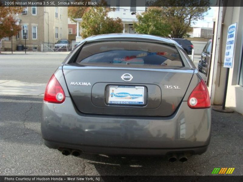 Smoke Metallic / Black 2006 Nissan Maxima 3.5 SE