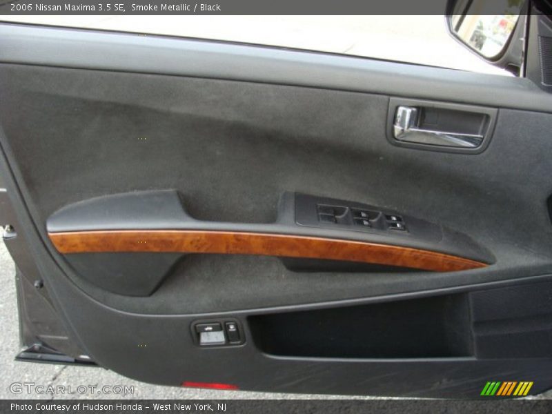 Smoke Metallic / Black 2006 Nissan Maxima 3.5 SE