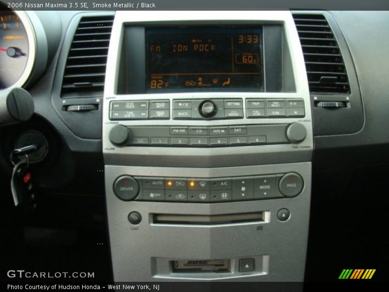 Smoke Metallic / Black 2006 Nissan Maxima 3.5 SE