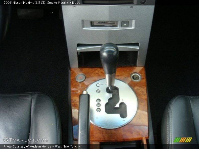Smoke Metallic / Black 2006 Nissan Maxima 3.5 SE