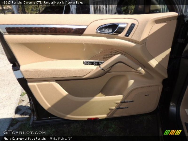 Umber Metallic / Luxor Beige 2013 Porsche Cayenne GTS