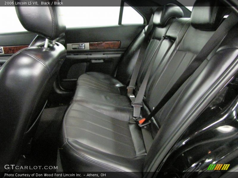 Black / Black 2006 Lincoln LS V8