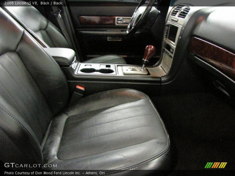 Black / Black 2006 Lincoln LS V8