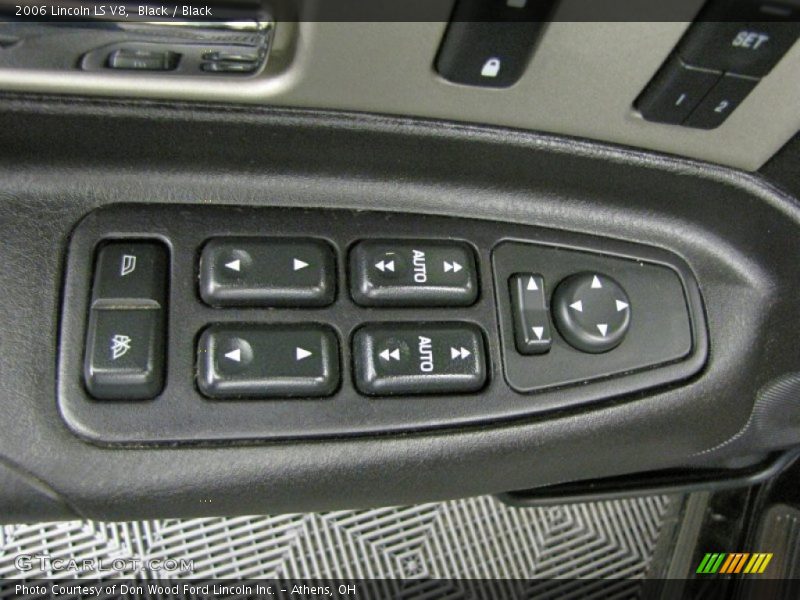Black / Black 2006 Lincoln LS V8