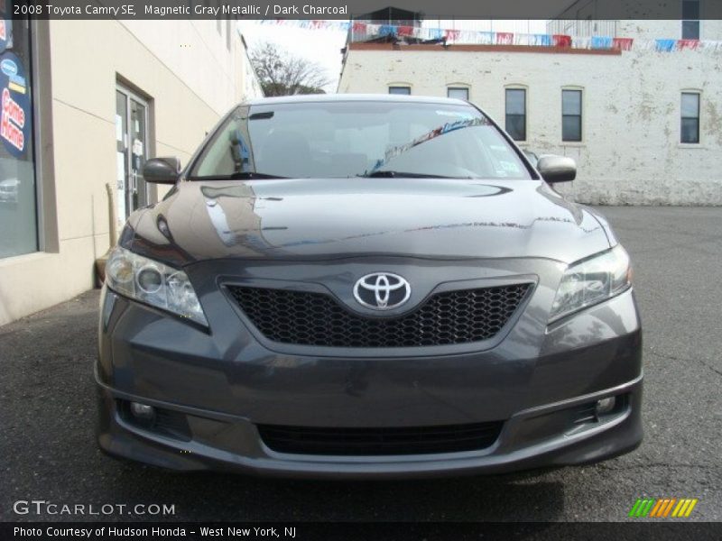 Magnetic Gray Metallic / Dark Charcoal 2008 Toyota Camry SE