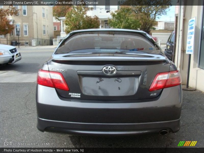 Magnetic Gray Metallic / Dark Charcoal 2008 Toyota Camry SE