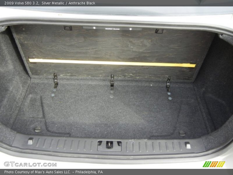 Silver Metallic / Anthracite Black 2009 Volvo S80 3.2
