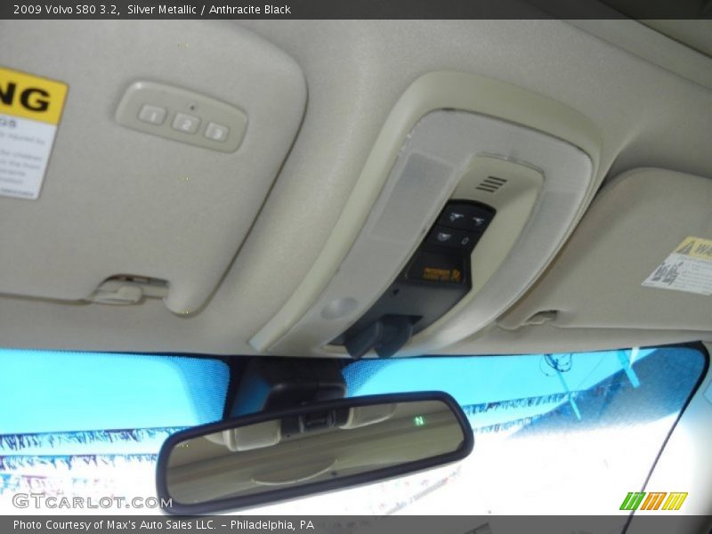 Silver Metallic / Anthracite Black 2009 Volvo S80 3.2