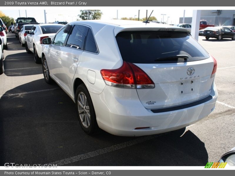 Blizzard Pearl / Gray 2009 Toyota Venza AWD