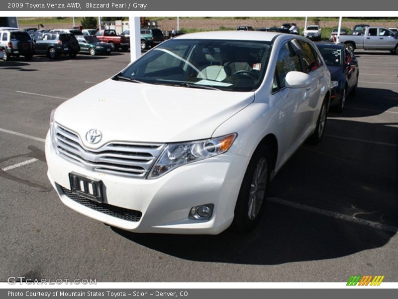 Blizzard Pearl / Gray 2009 Toyota Venza AWD