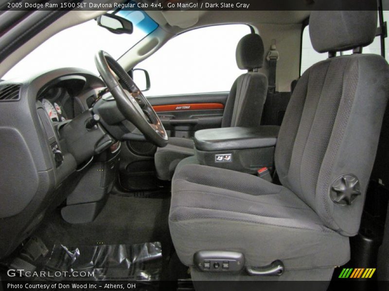 Front Seat of 2005 Ram 1500 SLT Daytona Regular Cab 4x4