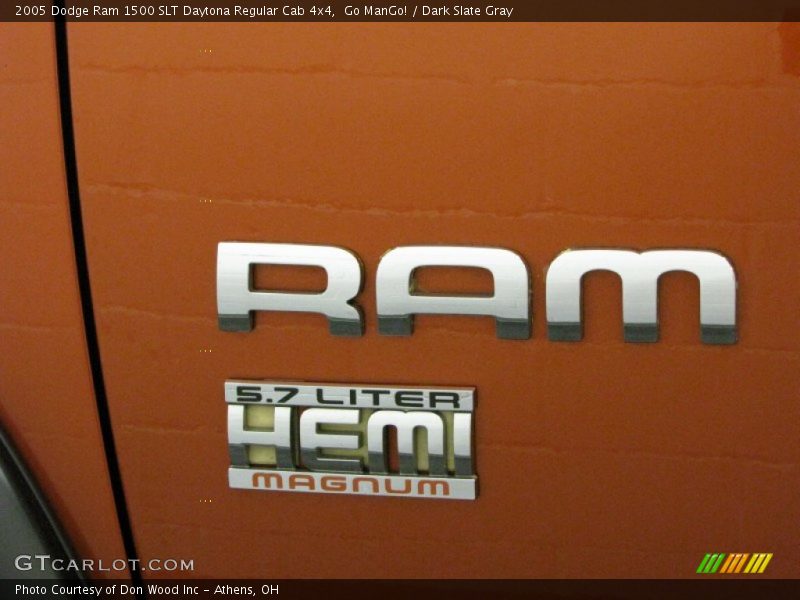 Go ManGo! / Dark Slate Gray 2005 Dodge Ram 1500 SLT Daytona Regular Cab 4x4