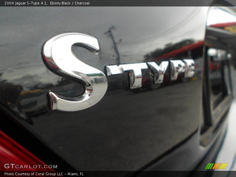  2004 S-Type 4.2 Logo