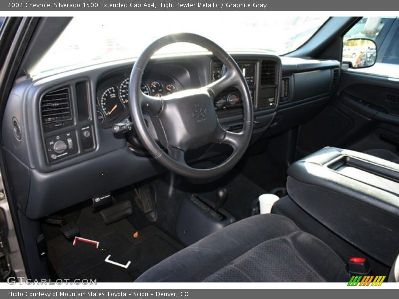 Light Pewter Metallic / Graphite Gray 2002 Chevrolet Silverado 1500 Extended Cab 4x4