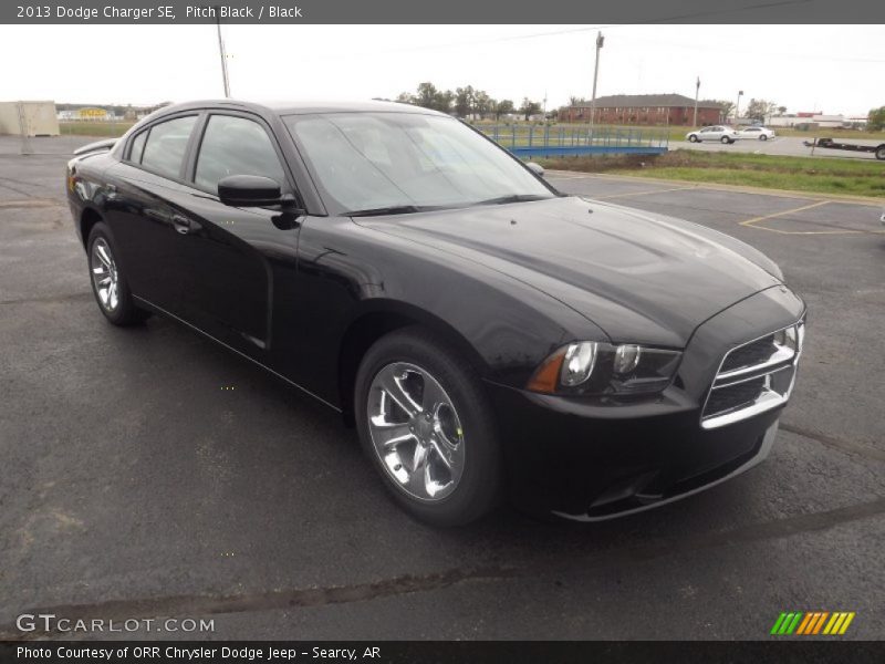 Pitch Black / Black 2013 Dodge Charger SE