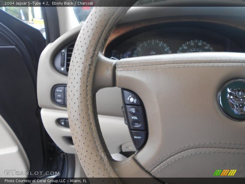 Controls of 2004 S-Type 4.2