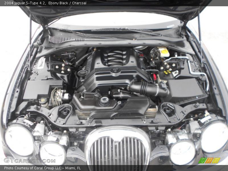  2004 S-Type 4.2 Engine - 4.2 Liter DOHC 32 Valve V8